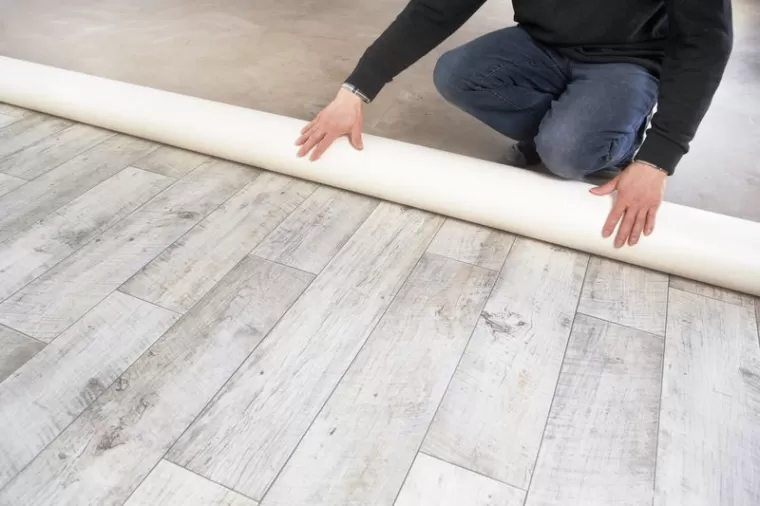 Installation de sols PVC en lés, Saint-Galmier, Canel