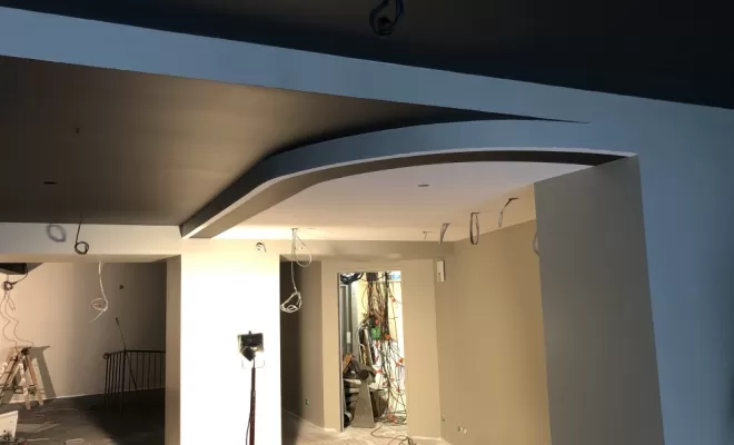Rénovation en plâtrerie peinture d'un magasin à Saint-Galmier