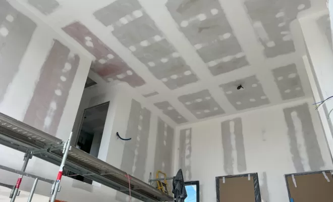 Peinture de finition à l'airless, maison neuve à Mornant